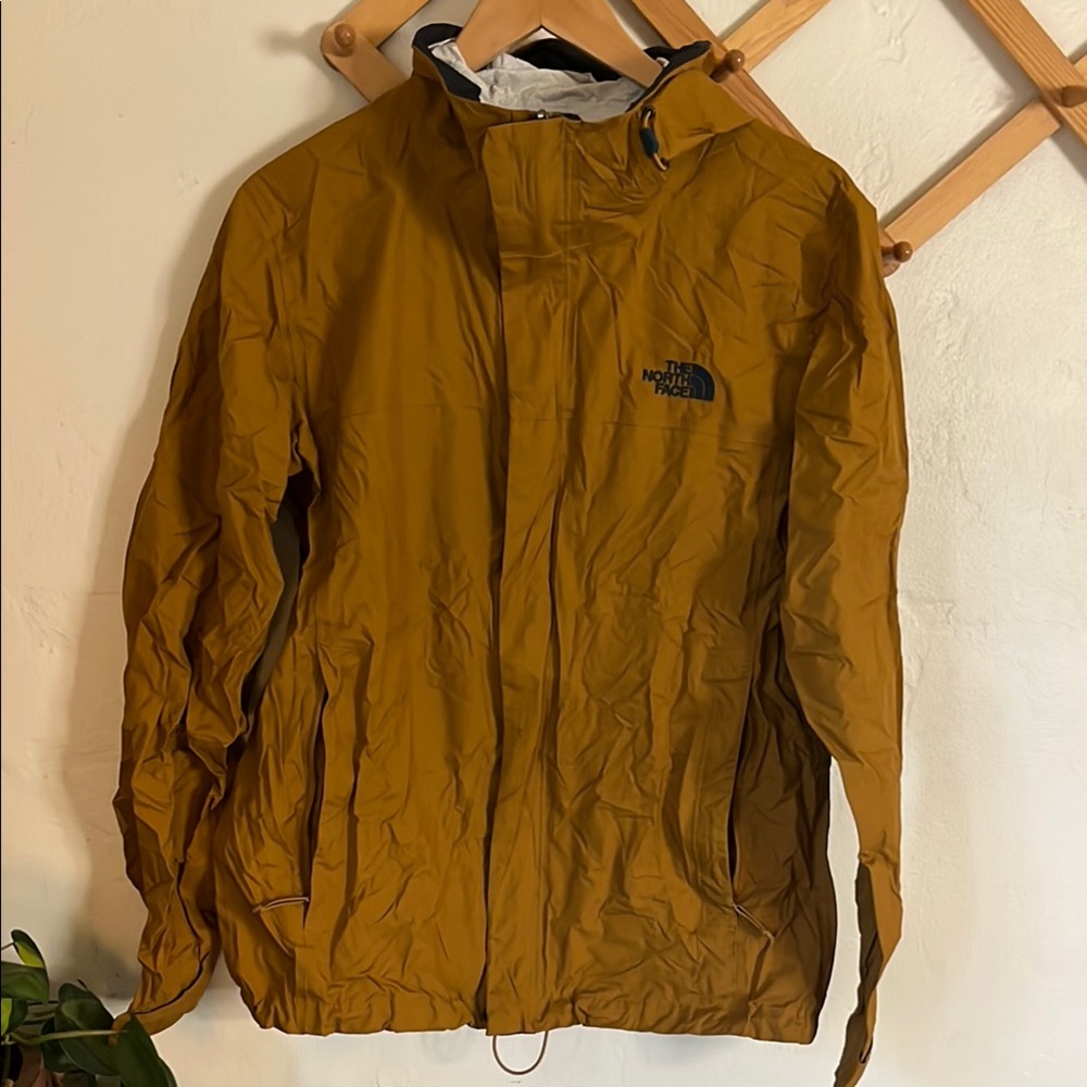 The North Face Men’s Venture 2 Waterproof Rain Jacket